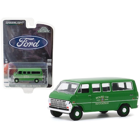 Greenlight 1970 Ford Club Wagon Van Green Board of Education Hobby Exclusive 0.16 4 Diecast Model 30170